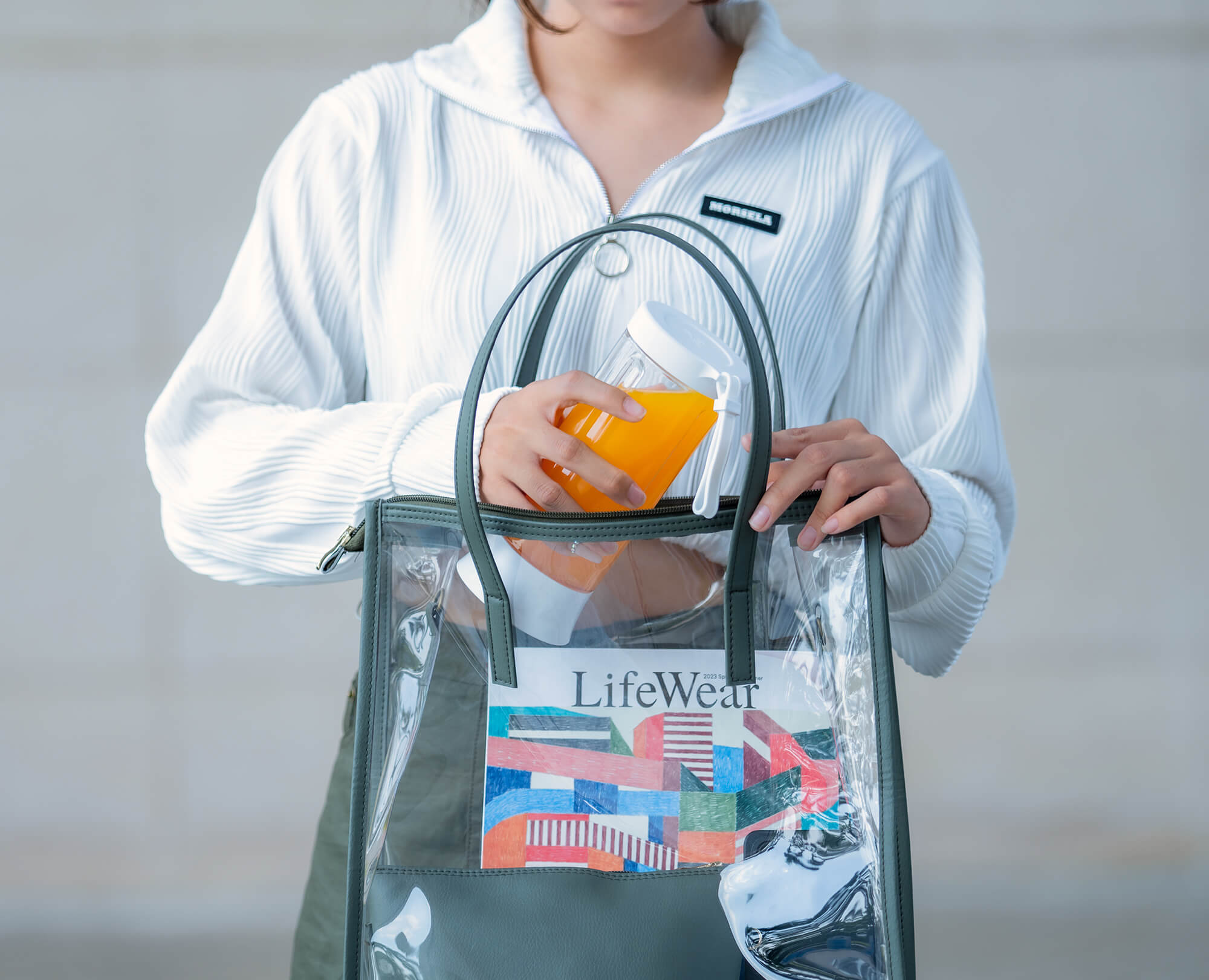 PB801-Portable-Blender-Website-Image-Black-8